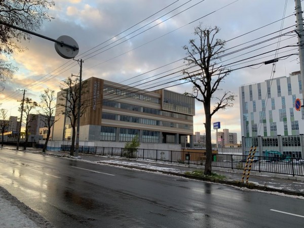 札幌看護医療専門学校校舎　2020年11月撮影