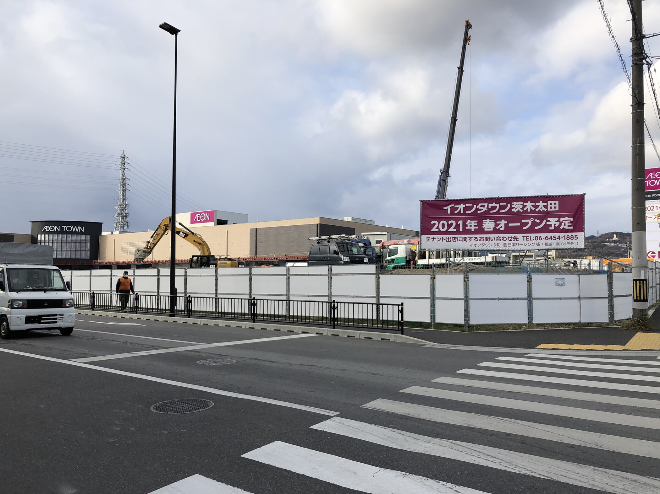 完成間近の「イオンタウン茨木太田」。本格的なオープンは2021年春を予定している。
