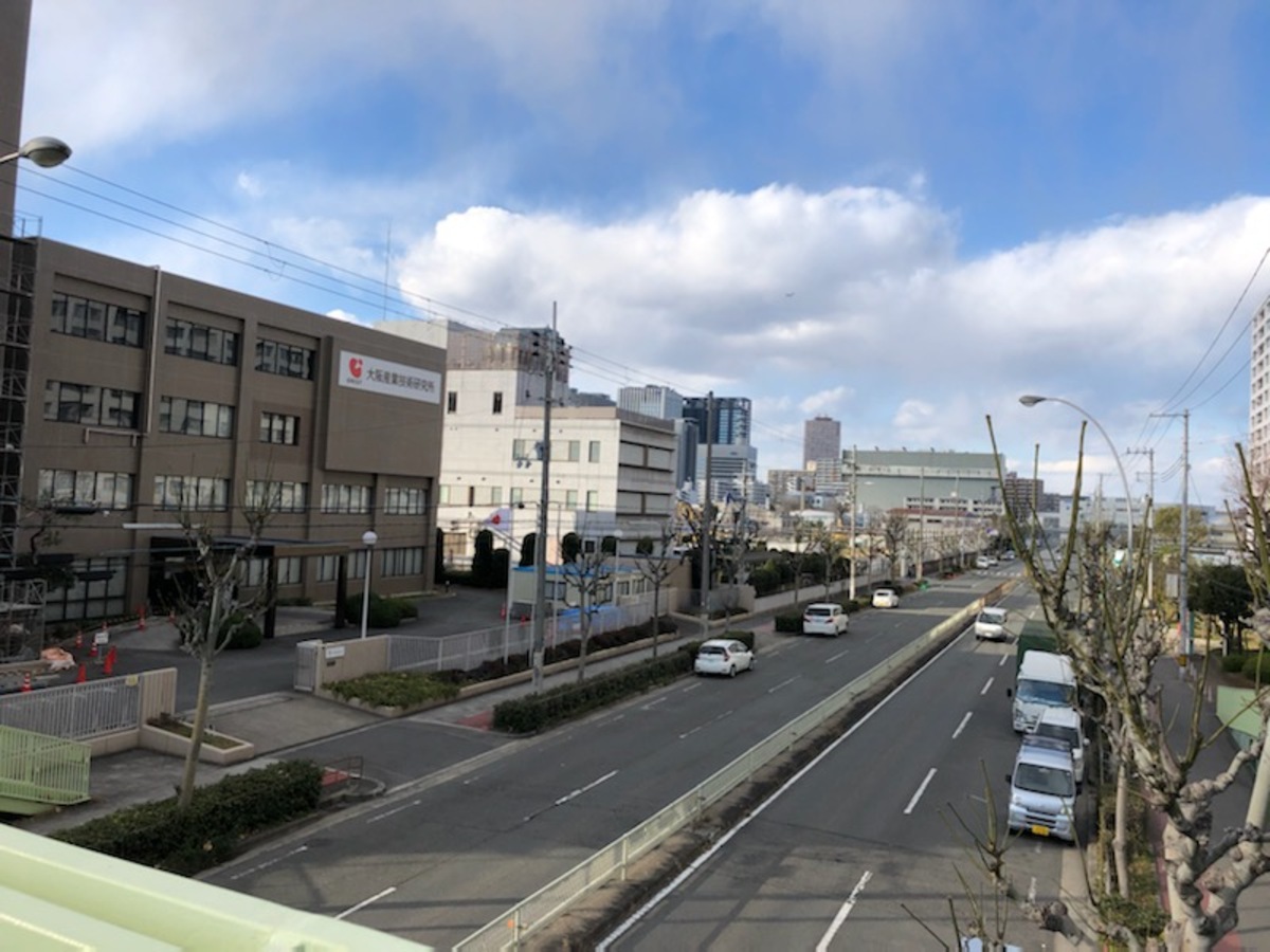 新キャンパスの建設に伴い、この「豊里矢田線」もシンボルアベニュー（仮称）として生まれ変わる予定