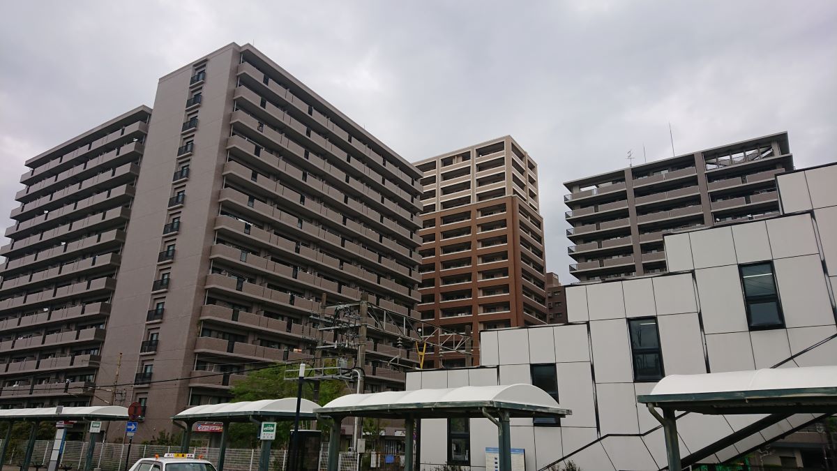 JR大野城駅。周辺にはマンションが増えていて、住宅需要の高まりに応えている。