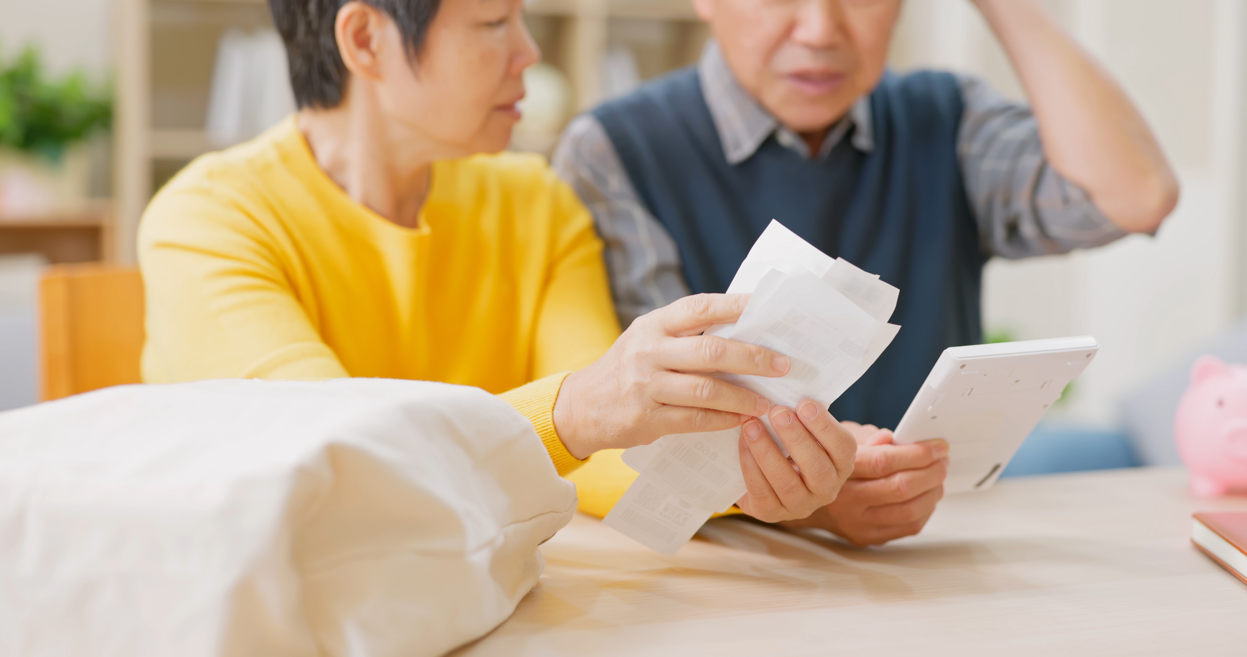 Inflation,Concept,-,Asian,Elderly,Couple,Look,At,Receipt,And