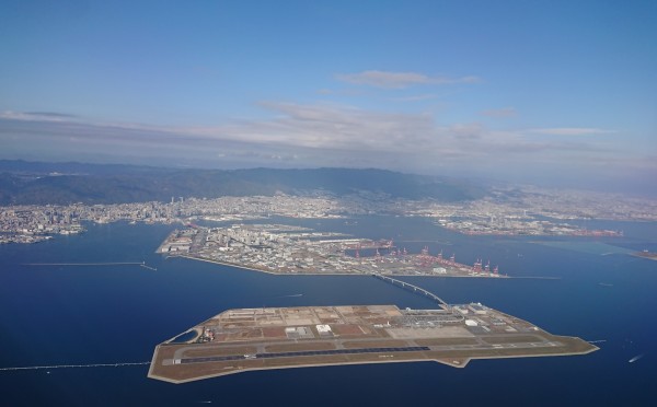 神戸空港が国際化されることになり、神戸市・兵庫県のにぎわいが期待される