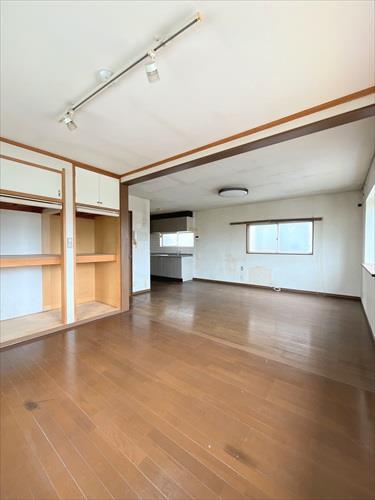 commercial 下里5丁目